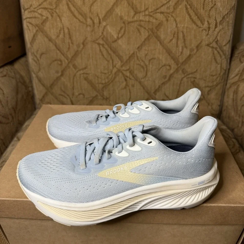 Brooks Ghost 17 Running Shoes, Skyway/Coconut/Sand 1204311B431 Women's Size 7.5B - Picture 2 of 10